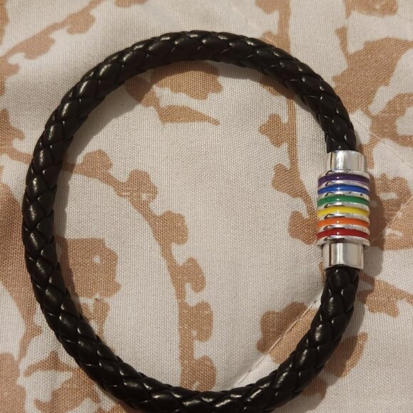 Rainbow man's bracelet - Picture 7 of 8